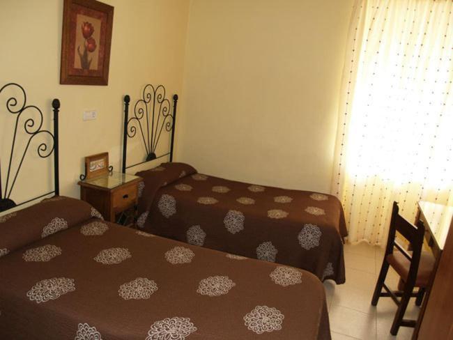 Hostal Restaurante El Paso Байлен Экстерьер фото